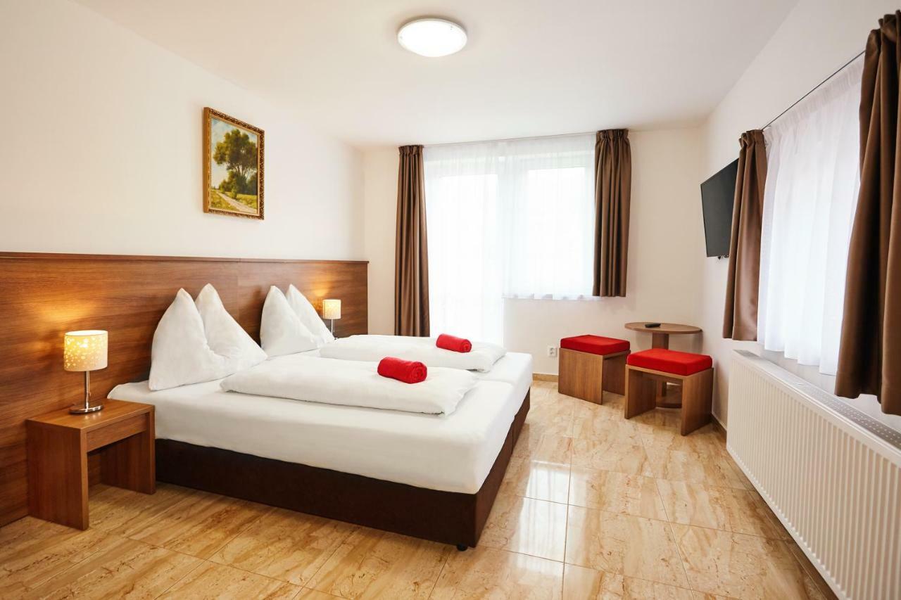 Apartmany Nad Rybnikem Zelezna Ruda Exterior photo